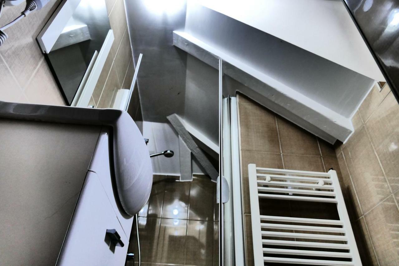 Pensiunea Roua Florilor Hotel Анина Екстериор снимка